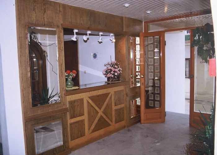 Готель Friday Херсонісос